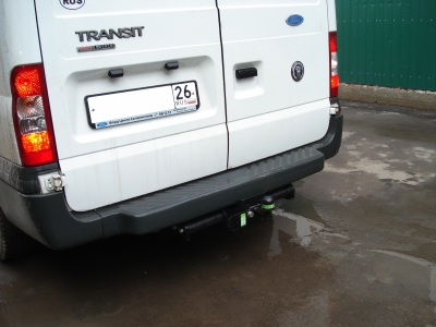 Фаркоп для Ford Transit фургон, с задней подножкой 2000-2014 с кованым фланцевым шаром