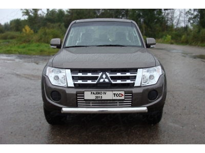 Защита передняя овальная 75х42 мм ТСС для Mitsubishi Pajero 4 2011-2014